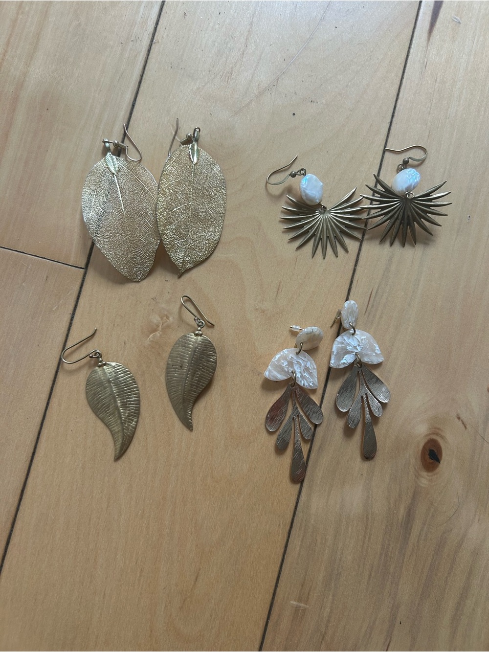 Mixed Gold Leaf & Mother-of-Pearl Dangle Earring Set